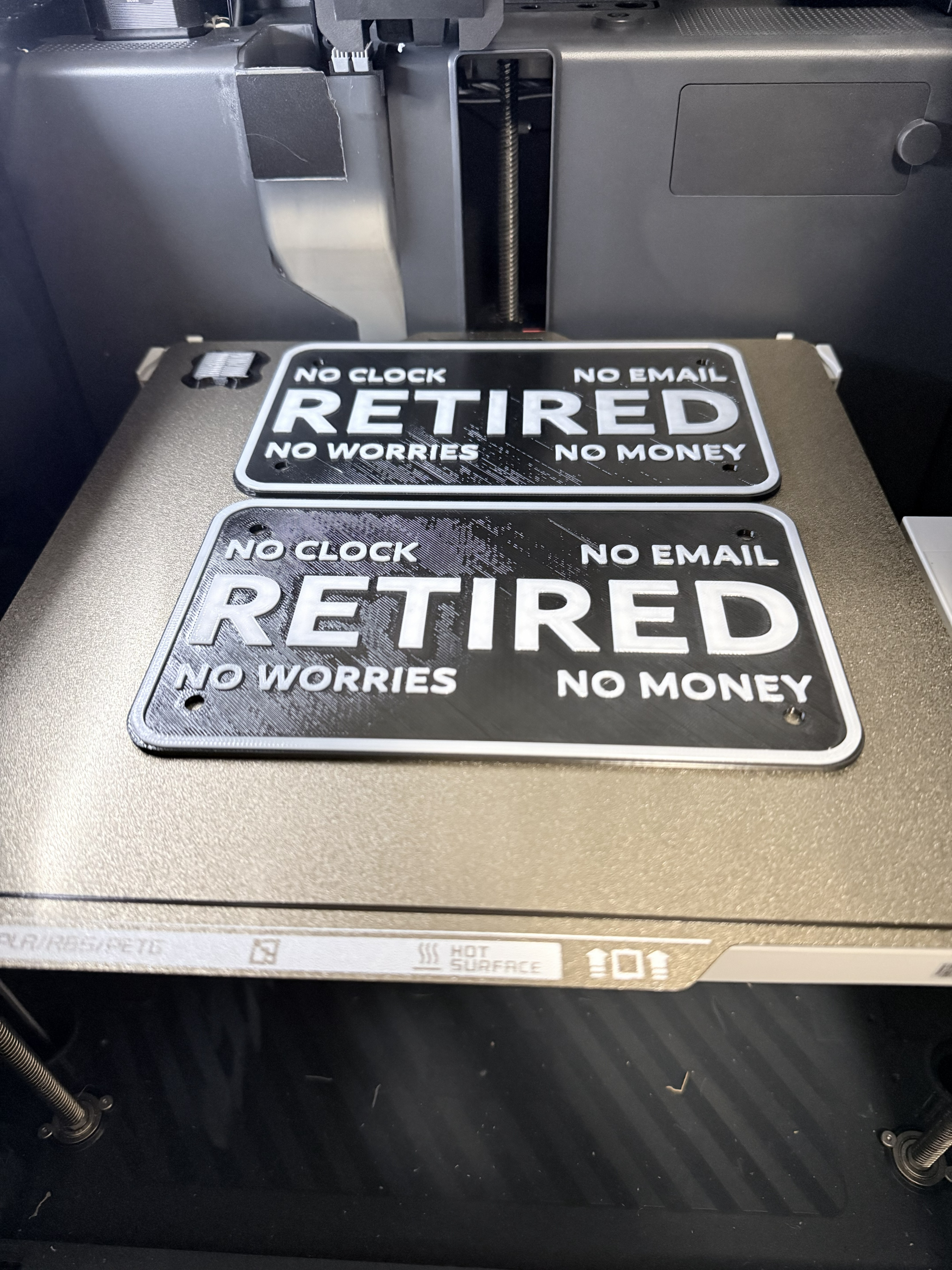 Retired license plate decor piece